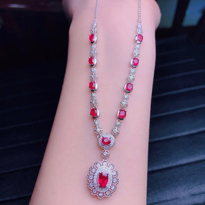 925 Silver Nutural Ruby Pendant Necklace Luxury High End Jewelry Designers Romantic Valentine Gifts Embellished with Diamond