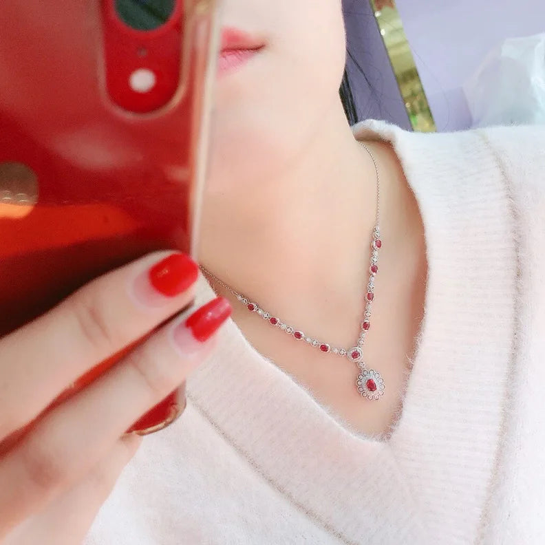 925 Silver Nutural Ruby Pendant Necklace Luxury High End Jewelry Designers Romantic Valentine Gifts Embellished with Diamond