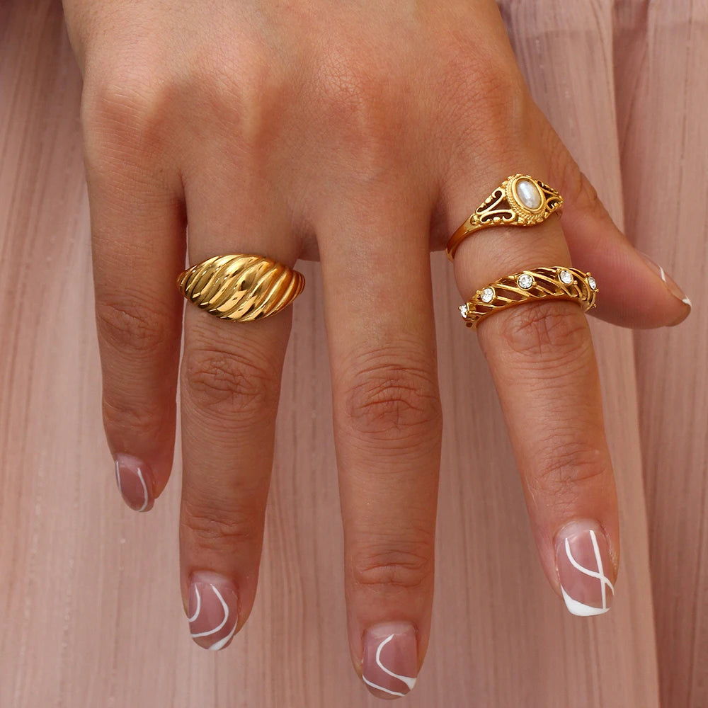 18K Gold Plated Hollow Texture Natural Freshwater Pearl Rings For Women