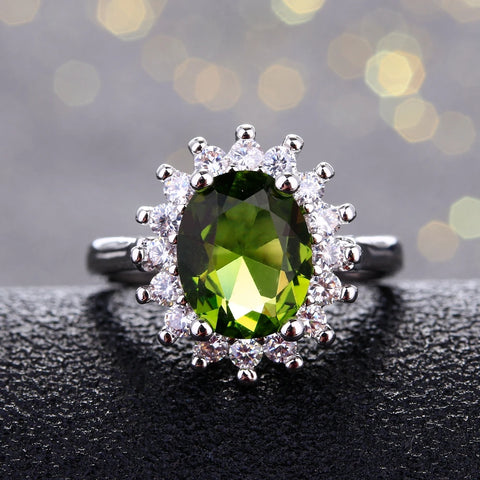 Vintage Peridot and Zircon Ring