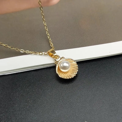 Summer Shell Imitation Pearl Pendant Necklace