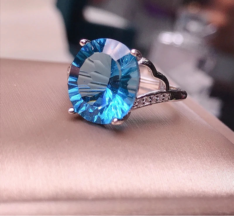 Natural Topaz women's ring London Blue Women's 5 carat 925 Sterling Silver