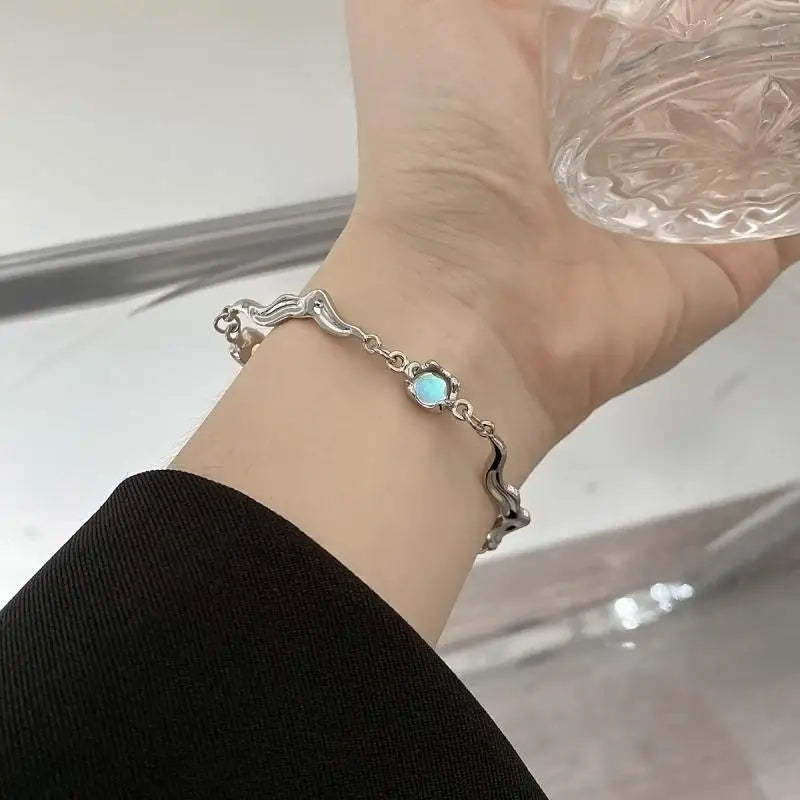 Gothic Punk Splicing Twisted Chain Bracelet for Women Men Fashion Charm Round Moonstone Bracelet Fine Jewelry Gift Wholesale