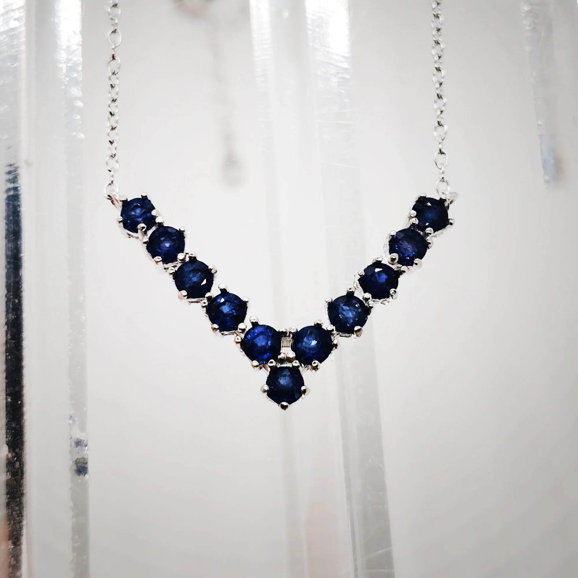 Total 1.1ct Natural Sapphire Necklace 3mm Round Dark Blue Sapphire Silver Necklace for Party 18K Gold Plating 925 Silver Jewelry