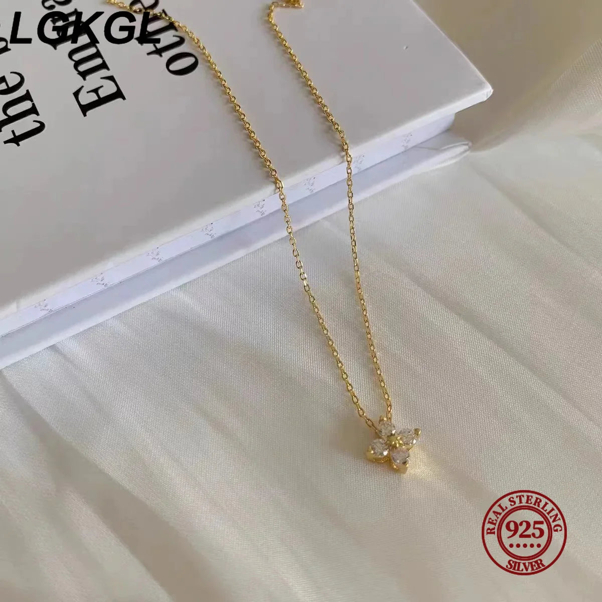 Sterling Silver Plated 18K Gold Set Zircon Necklace Female Sparkling Diamond Four Leaf Grass Versatile Collar Chain
