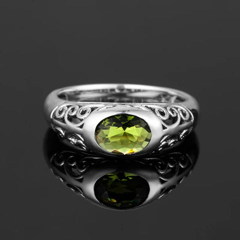 Retro 925 Sterling Silver Peridot Ring
