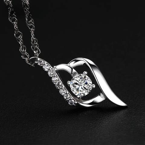 Round Solitaire Swirl Pendant Necklace of Amethyst