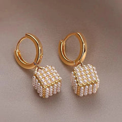 Premium Pearl Stereoscopic Square Pendant Earrings 2025 New Fashion Jewelry For Women‘s Eardrop party Girl’s Luxury Accessories