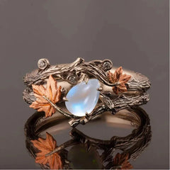 Vintage Antique Gold Twig Maple Leaf Moonstone Ring for Women Girls Light Luxury Ring Jewelry Accessories Anniversary Gifts