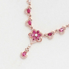 Romantic Luxury 585 Purple Gold Inlaid Ruby Elegant Flower Necklace 14K Rose GoldCrystal Luxury Pendant Dinner wedding Jewelry