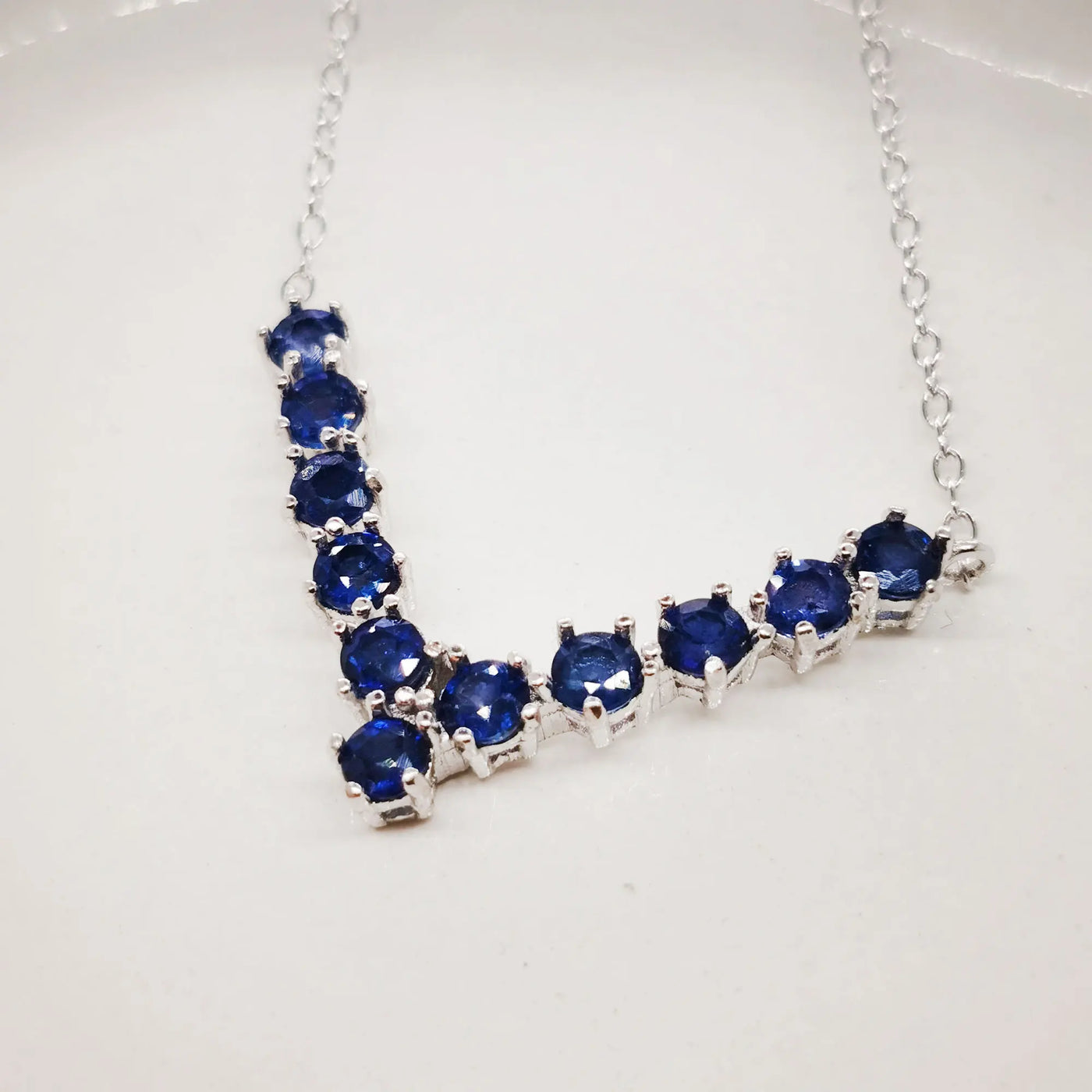 Total 1.1ct Natural Sapphire Necklace 3mm Round Dark Blue Sapphire Silver Necklace for Party 18K Gold Plating 925 Silver Jewelry