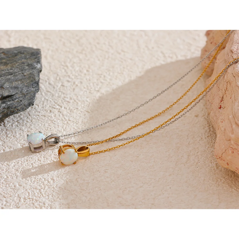 Exquisite Round Opal Stone Pendant Necklace