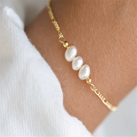 Sterling Silver Imitation Pearl Heart Charm Bracelet