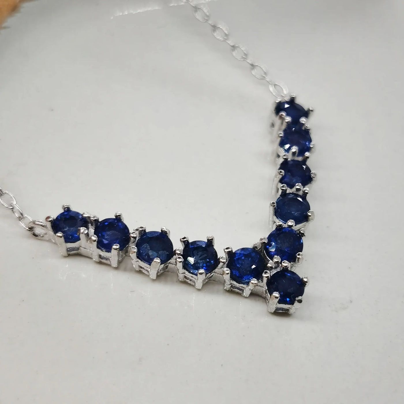 Total 1.1ct Natural Sapphire Necklace 3mm Round Dark Blue Sapphire Silver Necklace for Party 18K Gold Plating 925 Silver Jewelry