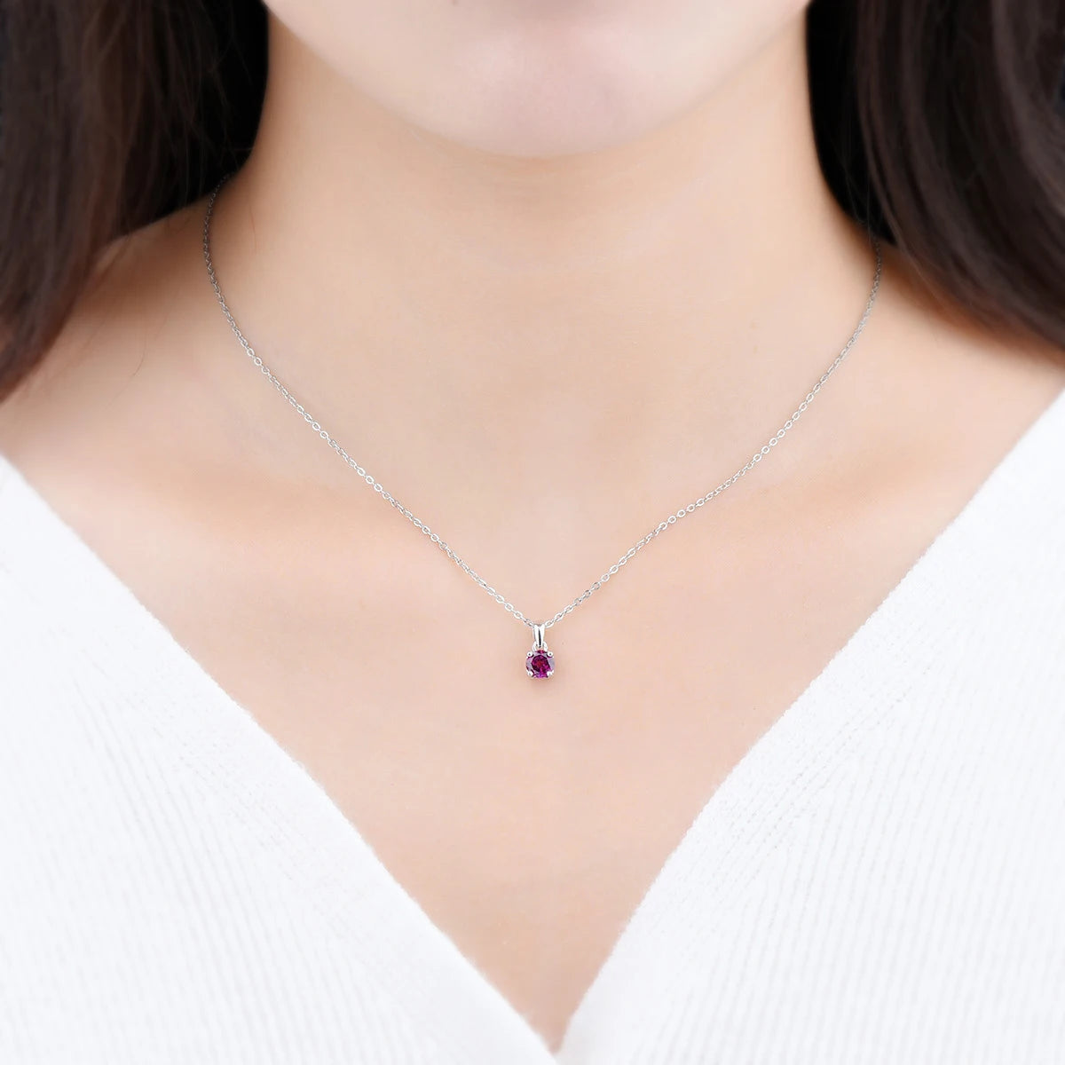 4-Prong Set Garnet Sterling Silver Dangle Pendant