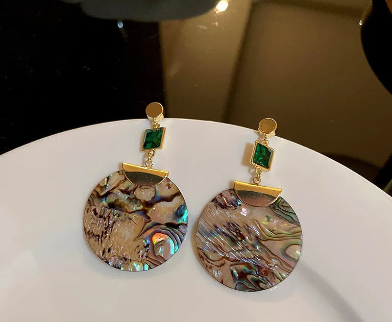 2022 Fashion Emerald Shell Round Earrings European and American Earrings For Women Fashion Earring Birthday Party Jewelry Gifts