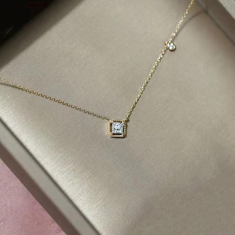 Jkli S925 Sterling Silver Simple Emerald Crystal Chain  Necklace  Women Light Luxury Temperament Plating 14k Gold Jew  New style