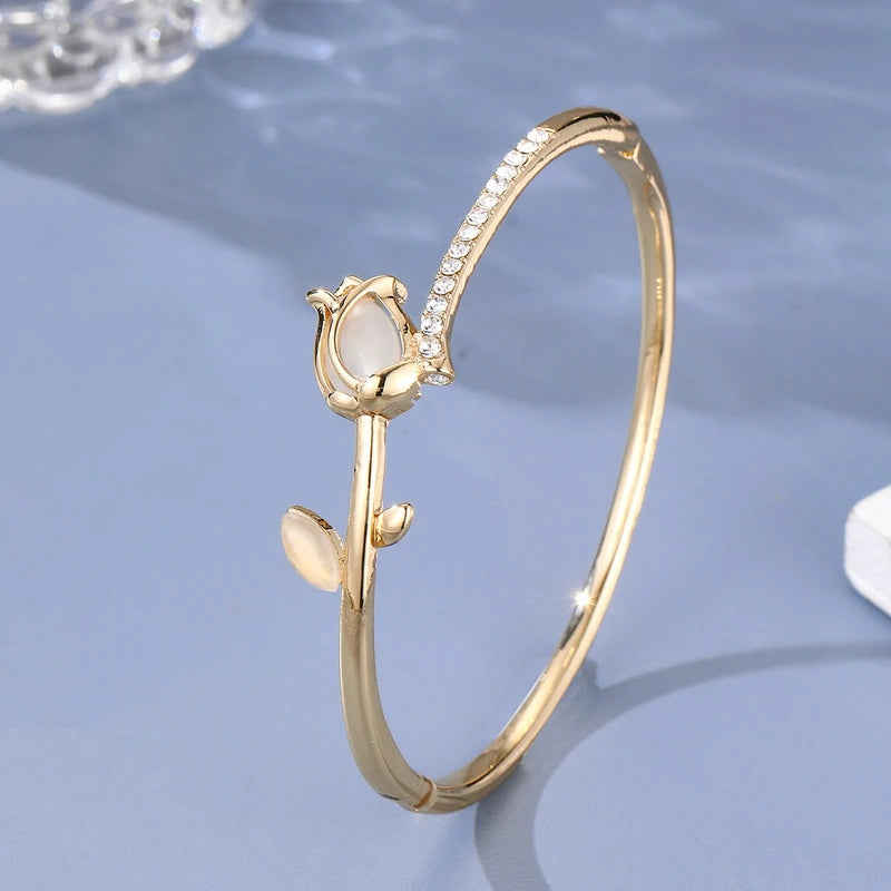 Korean Exquisite Opal Tulip Bracelet For Women Light Luxury Shiny Zircon Elegant Flower Bangle Party Banquet Charm Jewelry Gifts