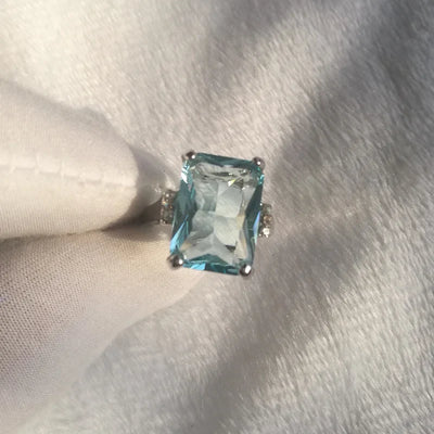 Natural Aquamarine Engagement Ring