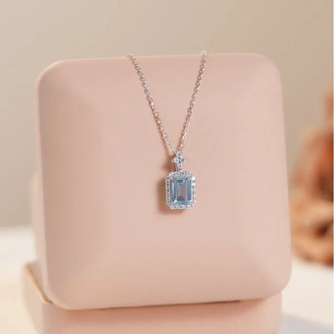 925 Sterling Silver Topaz and Sapphire Pendant Necklace