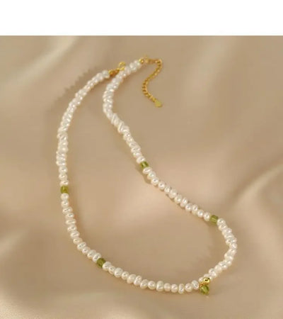 Vintage Freshwater Pearl and Peridot Choker Necklace